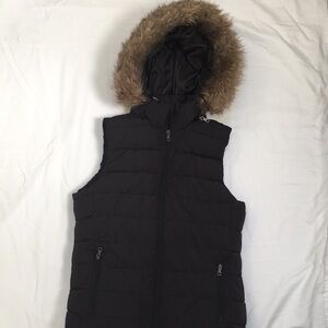 Banana Republic Puffer Vest